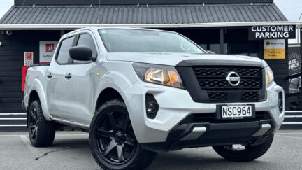 2021 Nissan Navara SL 2.3D/7AT image 328284