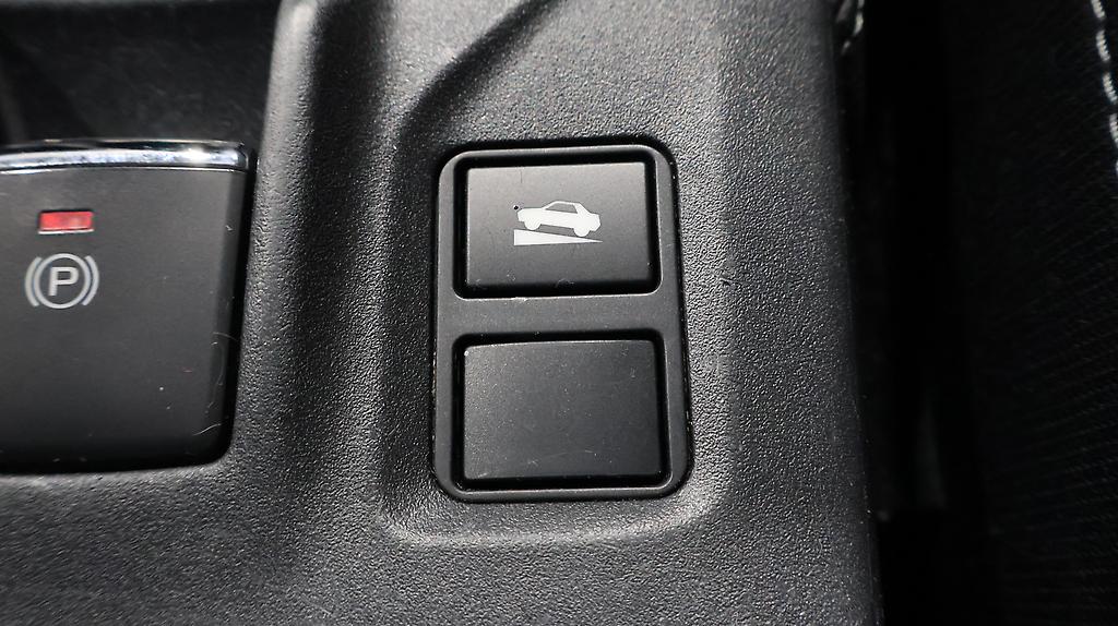 2017 Subaru Impreza Sport 2.0i-L Eyesight AWD image 330473