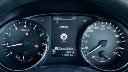 2021 Nissan X-trail ST 2.5P/4WD/6AT NZ NEW image 330625