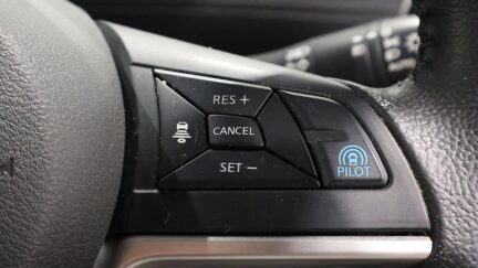 2017 Nissan Serena image 329200