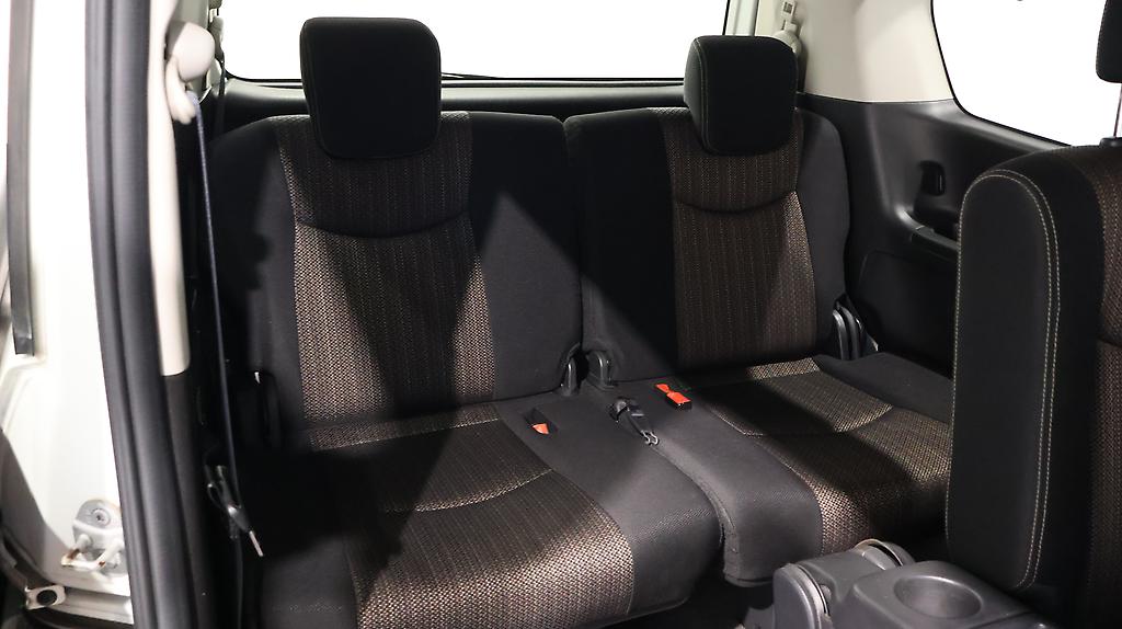 2015 Nissan Serena Hybrid Highway Star V Selection Safety S image 329364