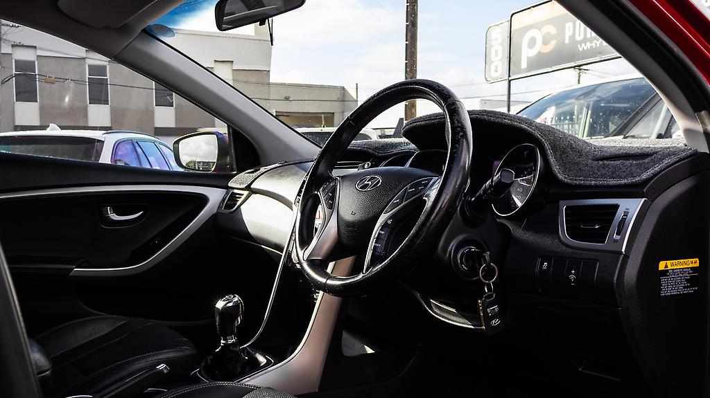 2015 Hyundai I30 Leather PKG 6sp MANUAL image 330222