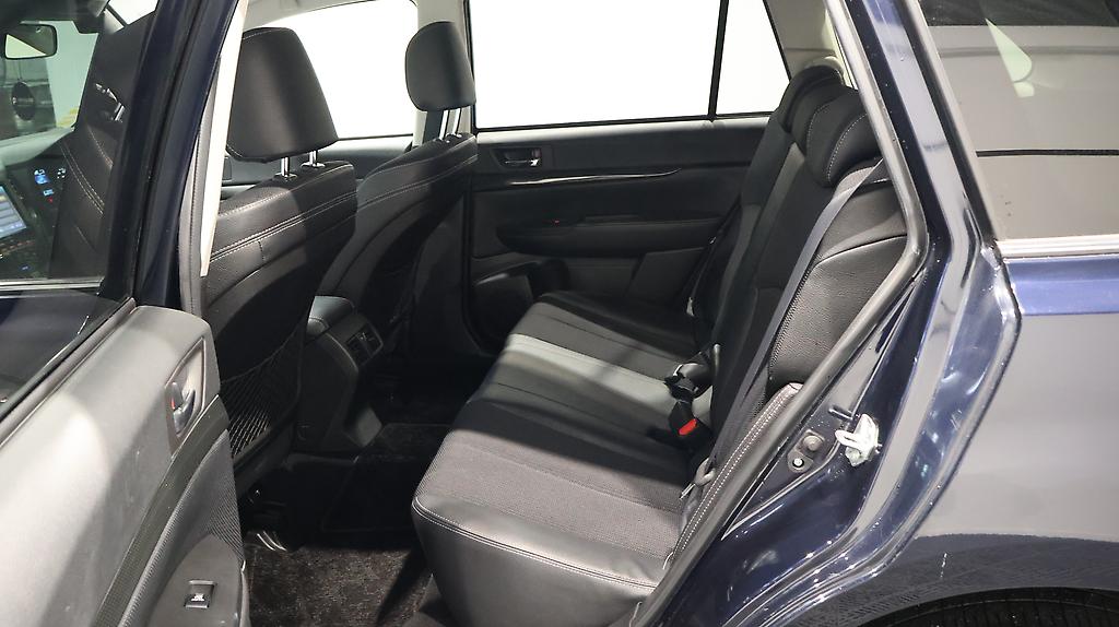 2013 Subaru Legacy Touring Wagon 2.5i B Sport Eyesight G Pkg 4WD image 329384