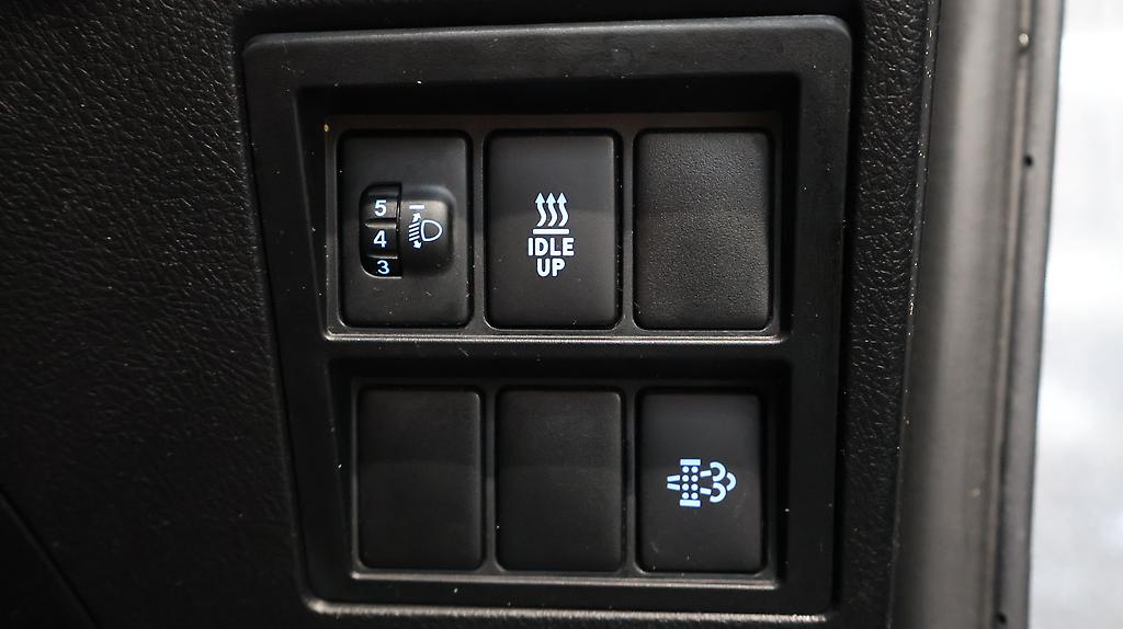 2019 Toyota Hilux SR TD DC 2.8D/6MT image 330548