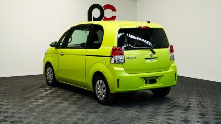 2013 Toyota Spade F Model – Push Button Start image 329579