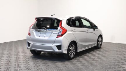 2014 Honda Fit Hybrid image 328267