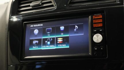 2013 Nissan Serena image 330501