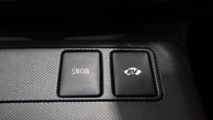 2012 Toyota Estima Hybrid image 327779