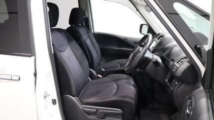 2013 Nissan Serena Highway Star S Hybrid image 328098