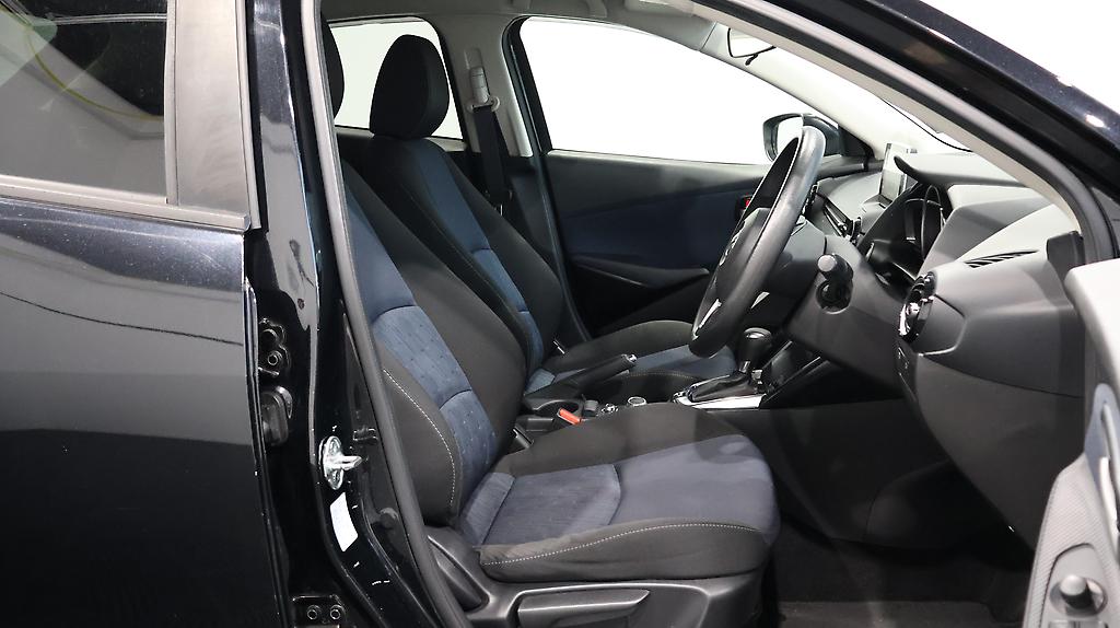 2015 Mazda Demio 13S image 329655