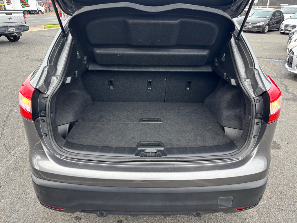 2014 Nissan Qashqai TI 2.0P/1CVT/HA/5DR image 328384