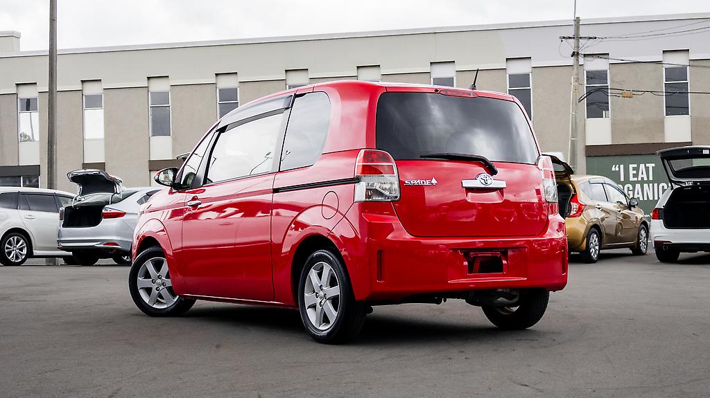 2012 Toyota Spade F Model – Push Button Start image 329695