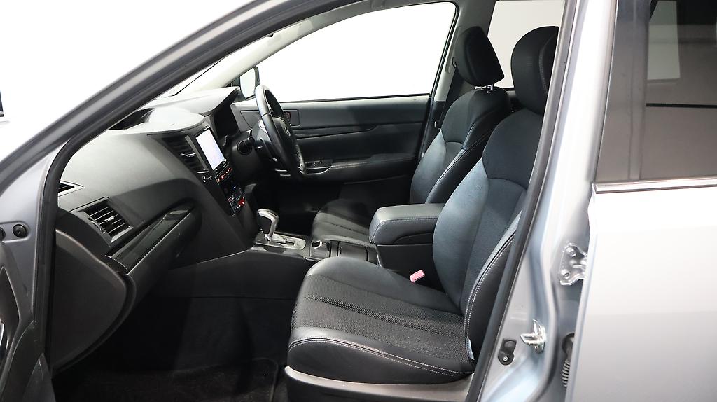 2013 Subaru Legacy Touring Wagon 2.5i B Sports Eyesight G-Package AWD image 327445
