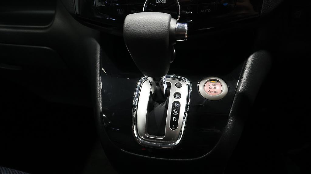 2013 Nissan Serena Highway Star S Hybrid image 328104