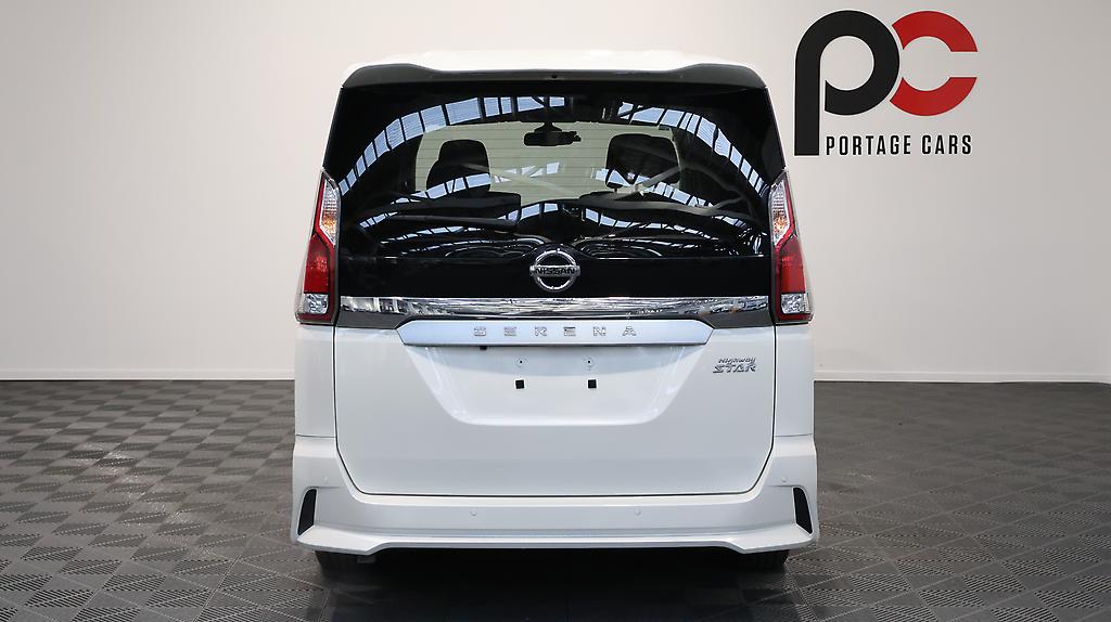 2017 Nissan Serena image 329185