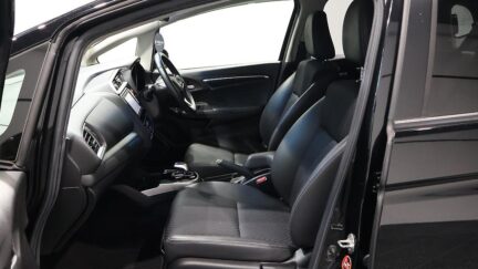 2015 Honda Fit Hybrid L-Package image 327726