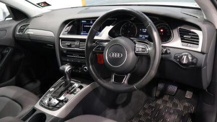 2012 Audi A4 Avant 2.0T Quattro 4WD image 327860