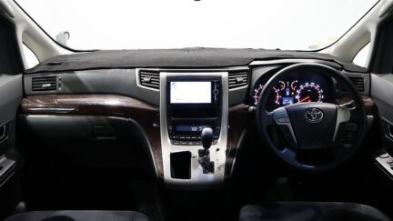 2013 Toyota Vellfire 2.4Z image 328576