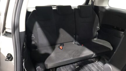 2012 Toyota Estima Hybrid image 327769