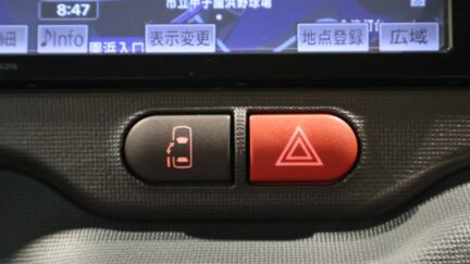 2013 Toyota Spade X – Power Sliding Door easy access image 328128