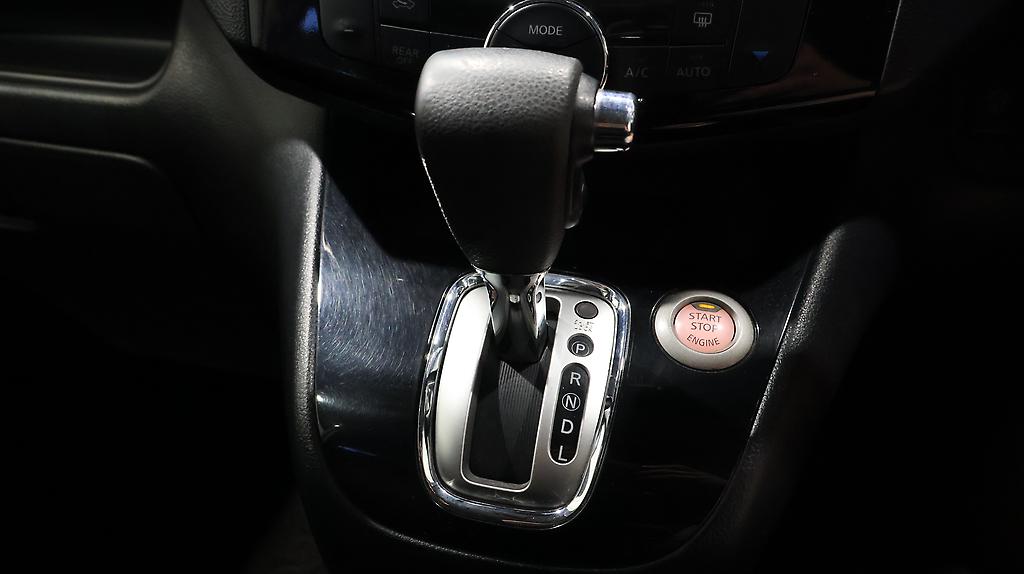 2015 Nissan Serena Hybrid Highway Star V Selection Safety S image 329371