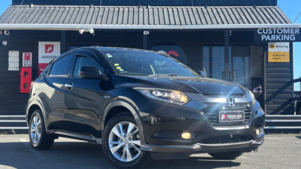 2014 Honda Vezel Hybrid X, Low KMS image 327627