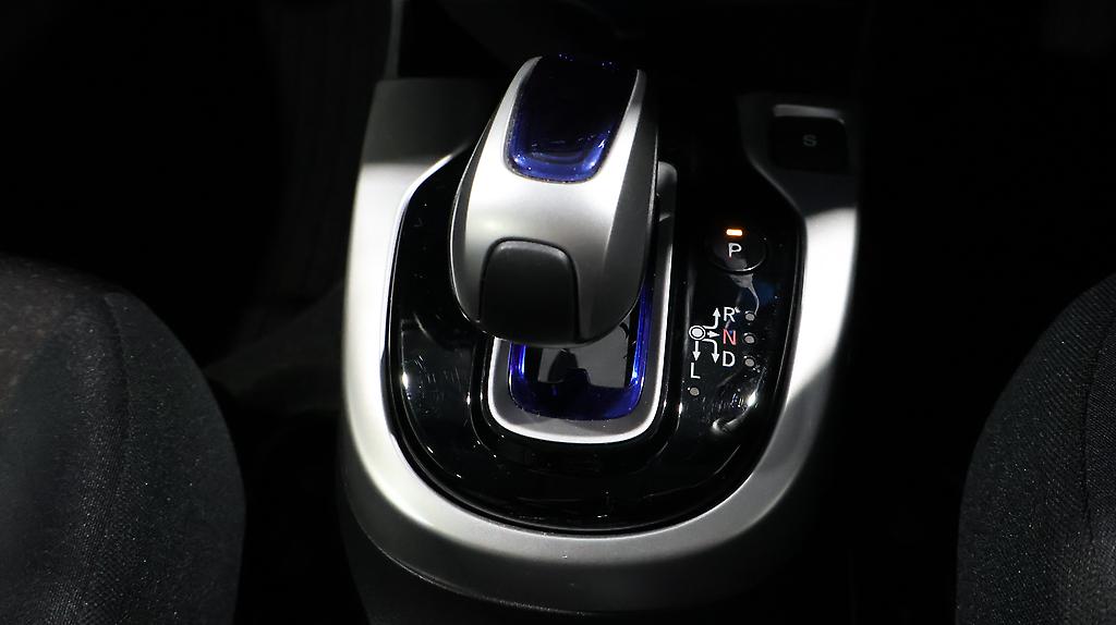 2013 Honda Fit Black Alloy Wheels image 330683