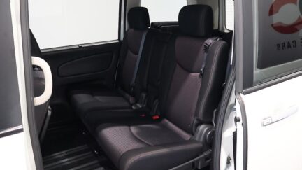 2013 Nissan Serena Highway Star S Hybrid image 328095