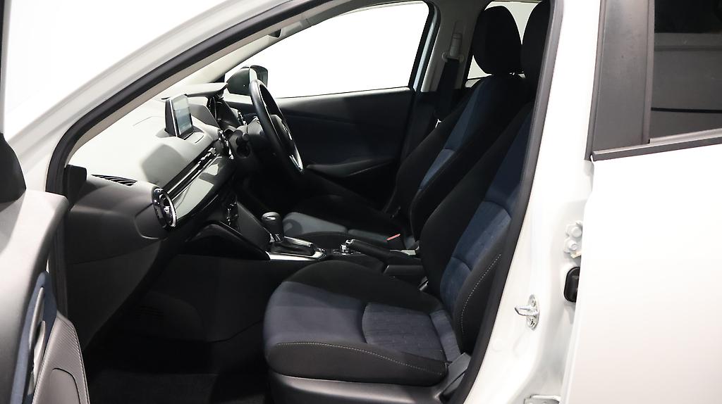 2015 Mazda Demio image 330763
