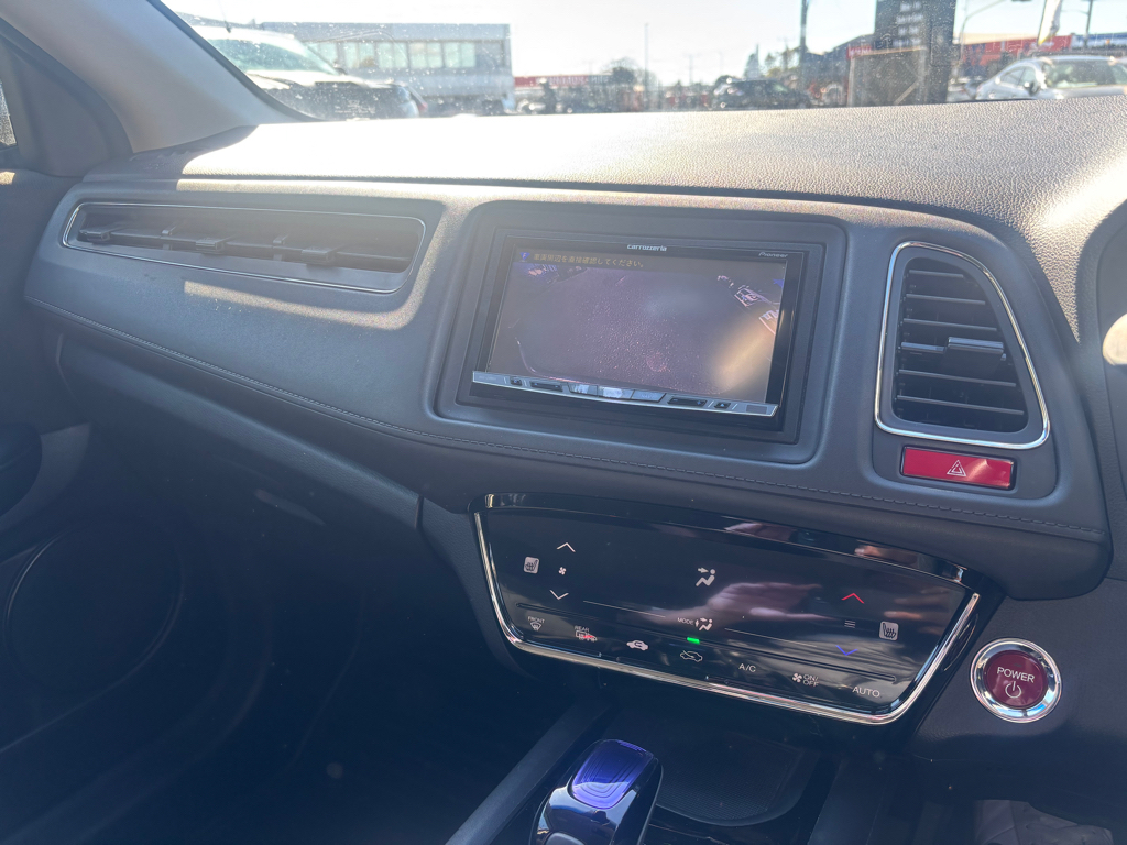 2014 Honda Vezel Hybrid X, Low KMS image 327642