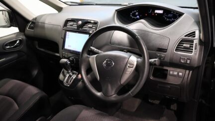 2013 Nissan Serena Hybrid Highway Star S image 329810