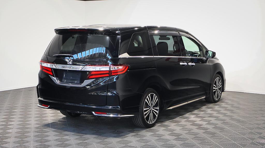 2014 Honda Odyssey Absolute image 330722