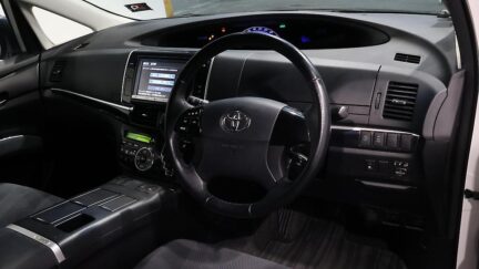 2012 Toyota Estima Hybrid image 327773