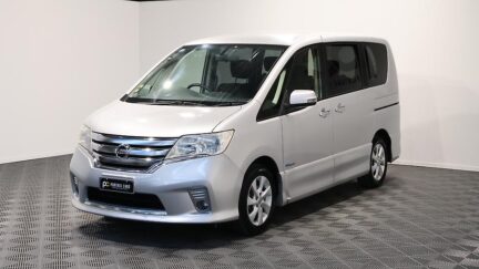 2013 Nissan Serena image 330489