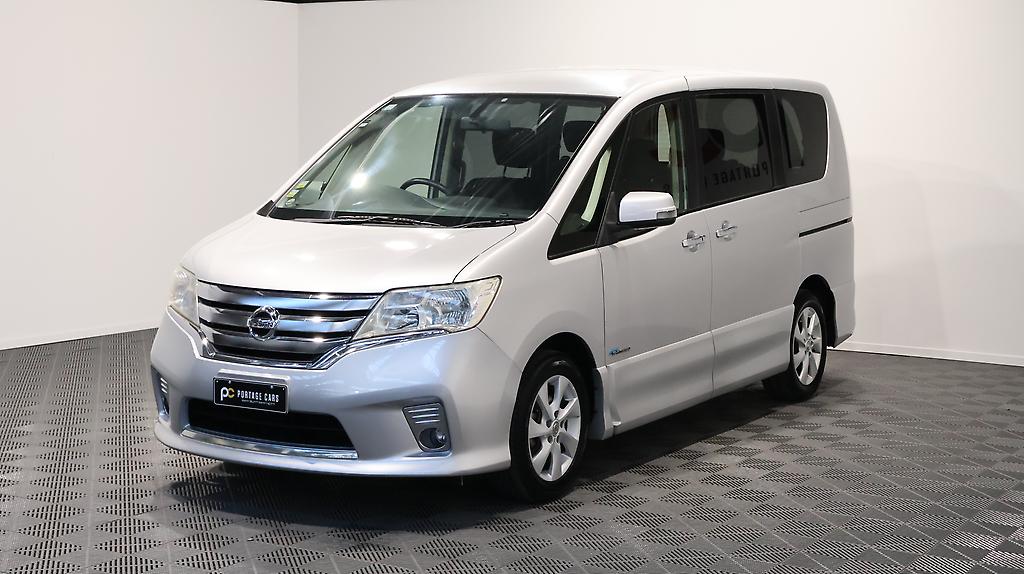 2013 Nissan Serena image 330489