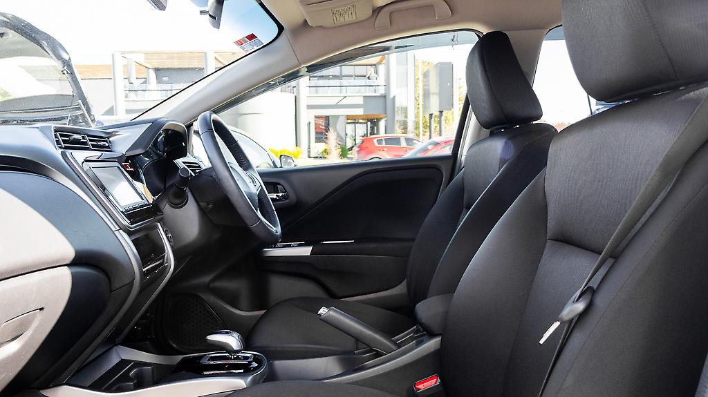 2014 Honda Grace Hybrid Low KMS Push start image 328710