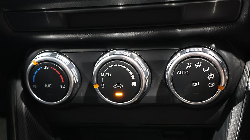 2015 Mazda Demio 13S image 327071