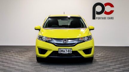 2013 Honda Fit Black Alloy Wheels image 330664