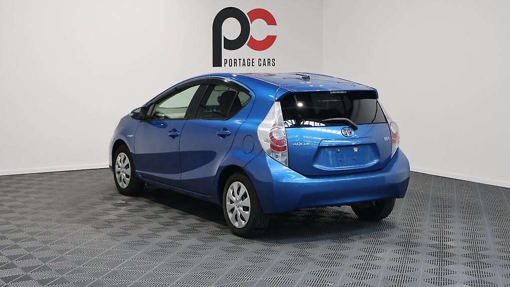 2013 Toyota Aqua S MODEL PUSH BUTTON START R/CAMERA image 330039