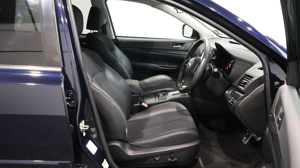 2013 Subaru Legacy Touring Wagon 2.5i B-sports Eyesight G-Package AWD image 328053