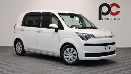 2015 Toyota Spade G Model image 328241