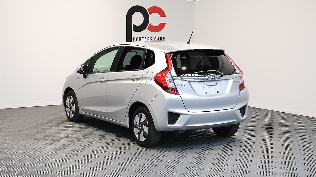 2014 Honda Fit Hybrid L-Package image 328448