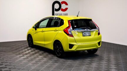 2013 Honda Fit Black Alloy Wheels image 330666