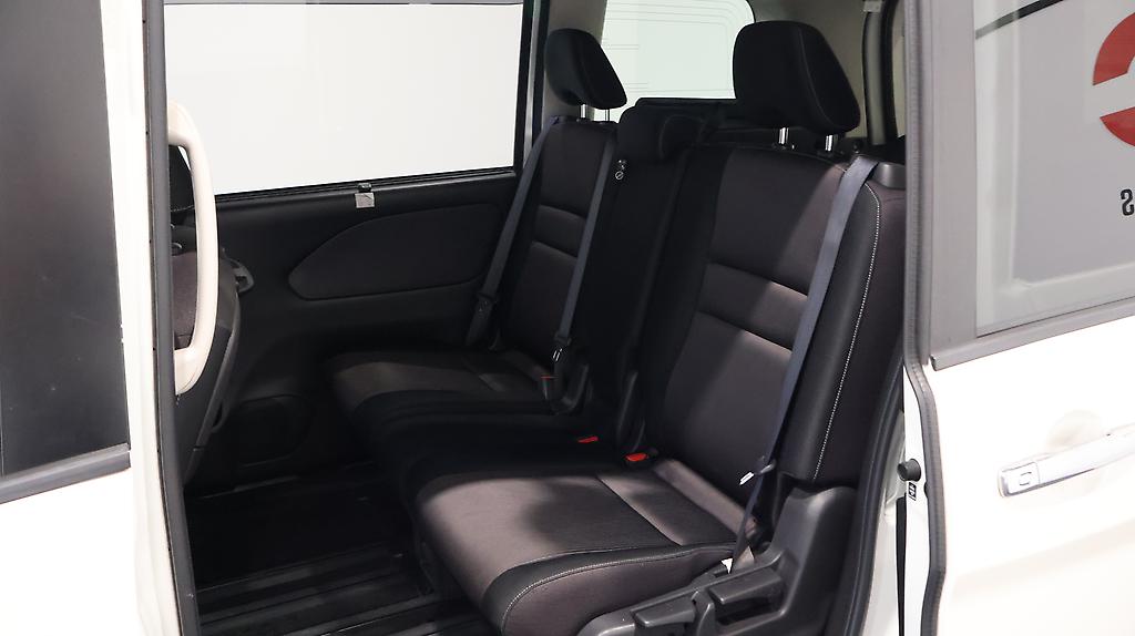 2017 Nissan Serena image 329188