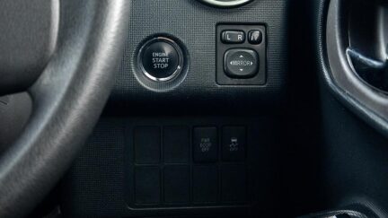 2012 Toyota Spade F Model – Push Button Start image 329704