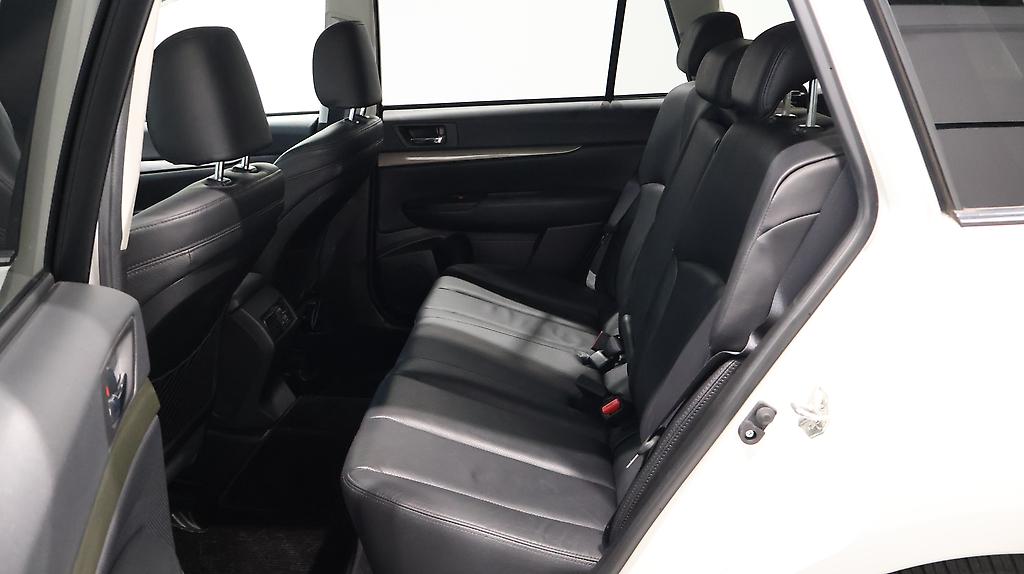 2012 Subaru Legacy Touring Wagon 2.5i L-package AWD image 329956