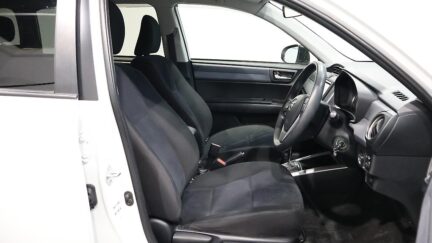 2014 Toyota Corolla FIELDER image 329343