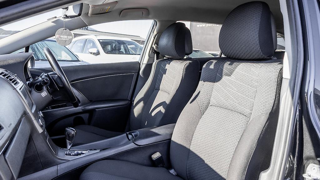 2012 Toyota Avensis Wagon Xi, Push Start, Paddle Shift image 333476