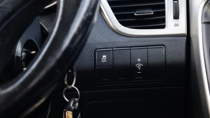 2015 Hyundai I30 Leather PKG 6sp MANUAL image 330223