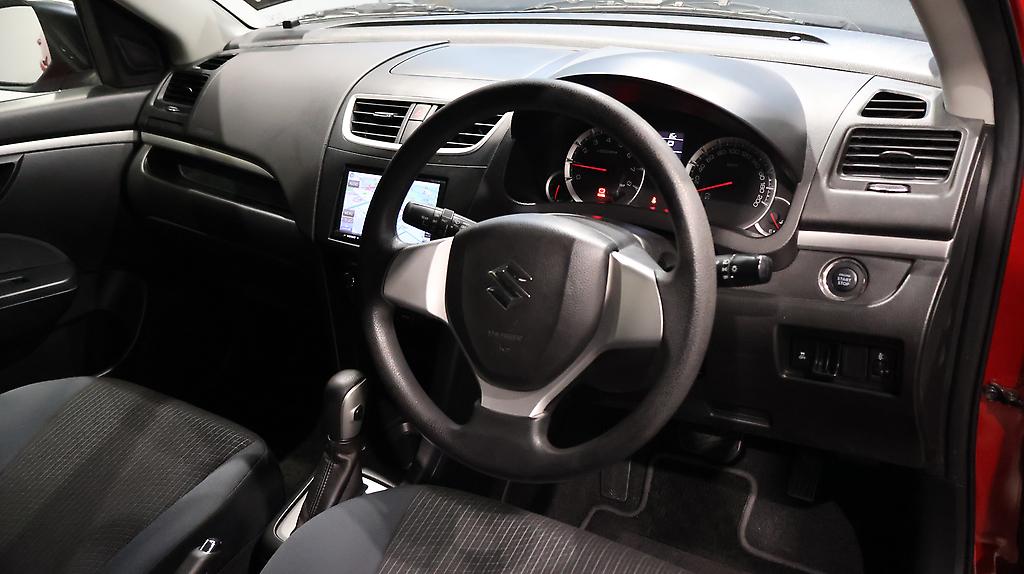 2014 Suzuki Swift XG image 330789